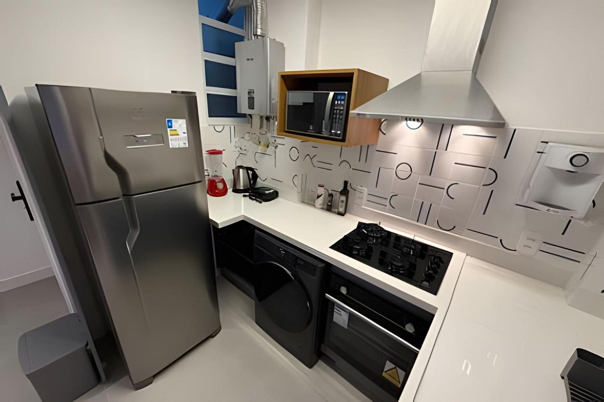 Appartement Reformado A Menos De 100 Metros Da *