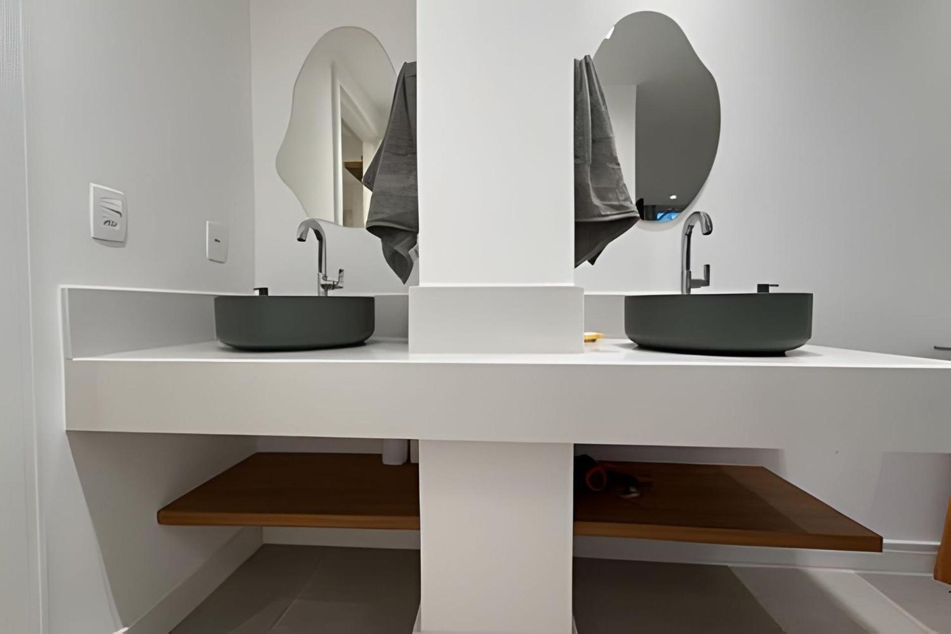 Appartement Reformado A Menos De 100 Metros Da *